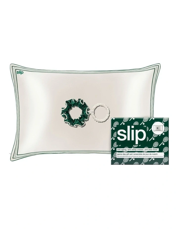 Pure Silk Queen Gift Set in Game Day image 1