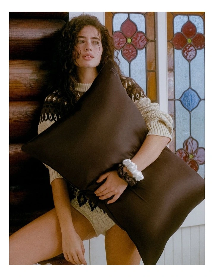 Pure Silk Queen Pillowcase in Chocolate image 3