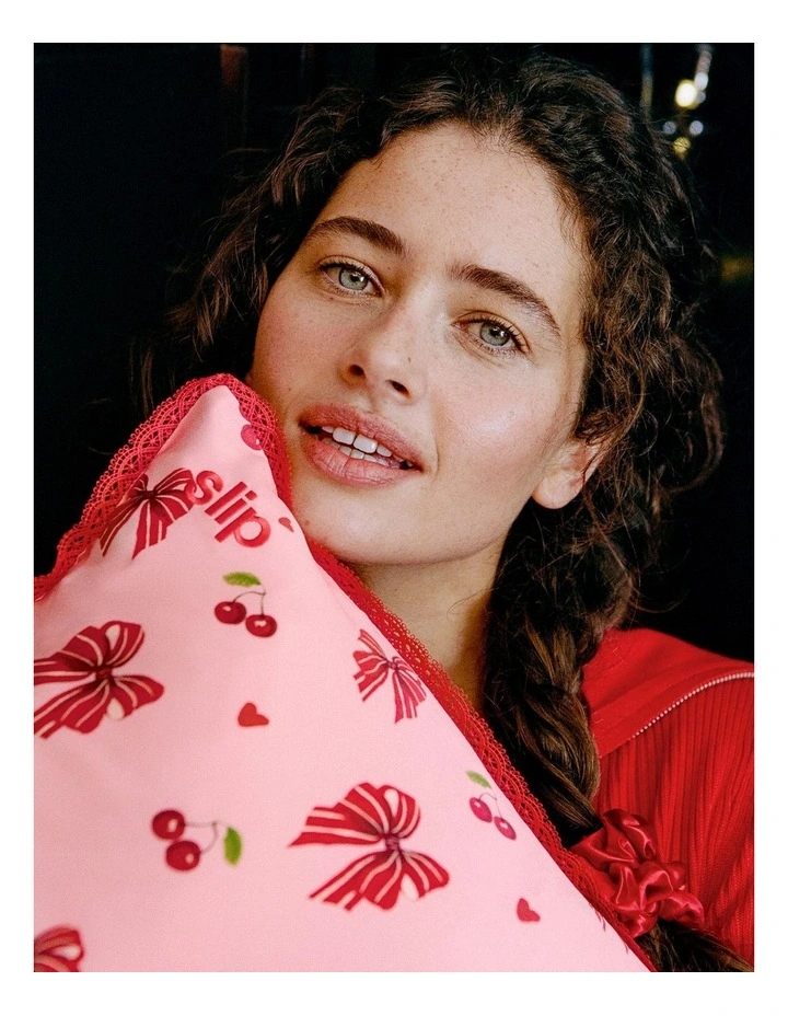 Pure Silk Queen Pillowcase with Lace Trim in Emmie image 3