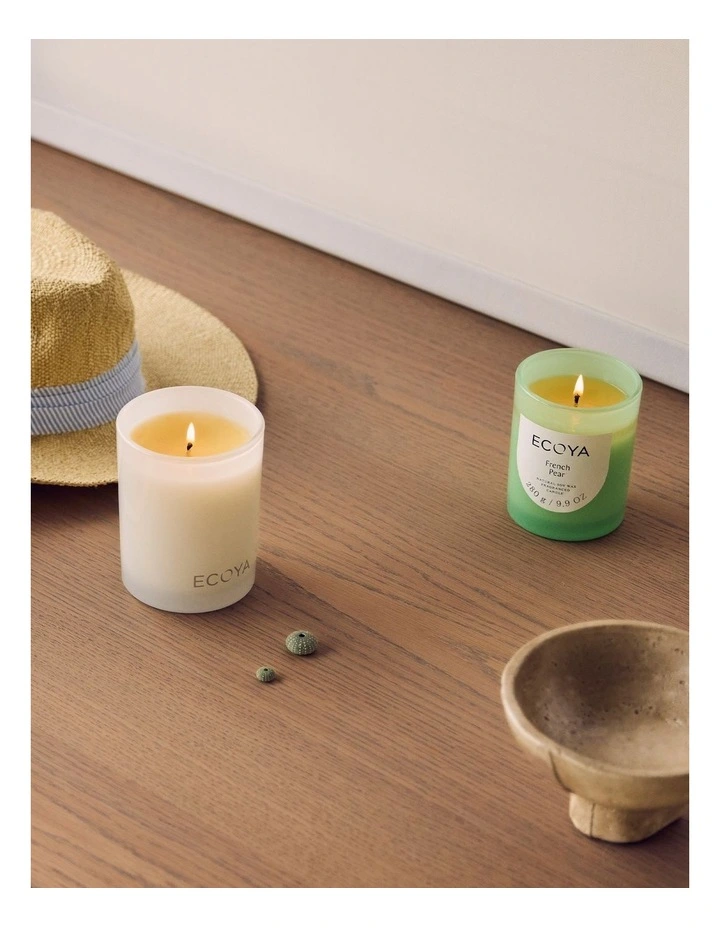 French Pear Madison Candle 400g image 3