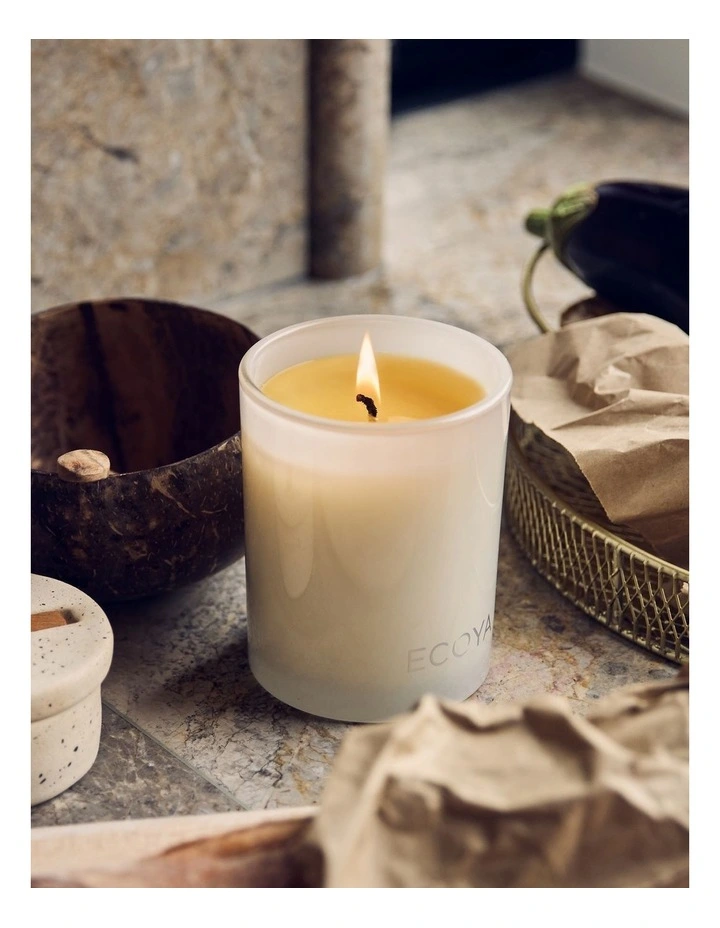 Sweet Pea & Jasmine Madison Candle 400g image 6