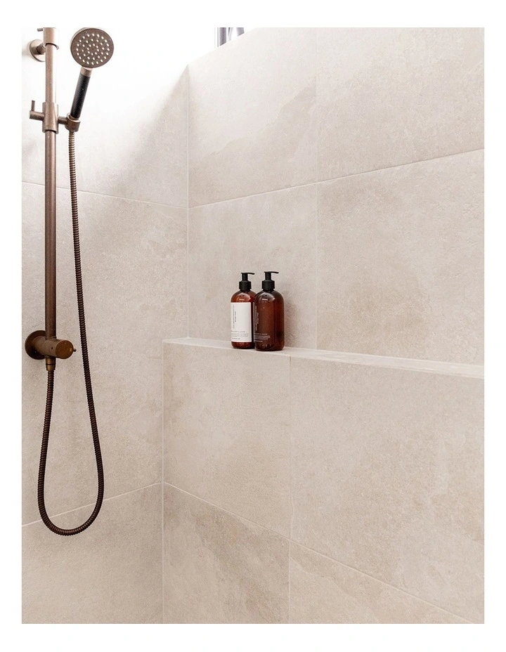 Therapy Lotion Cinnamon & Vanilla Bean Hand and Body image 5