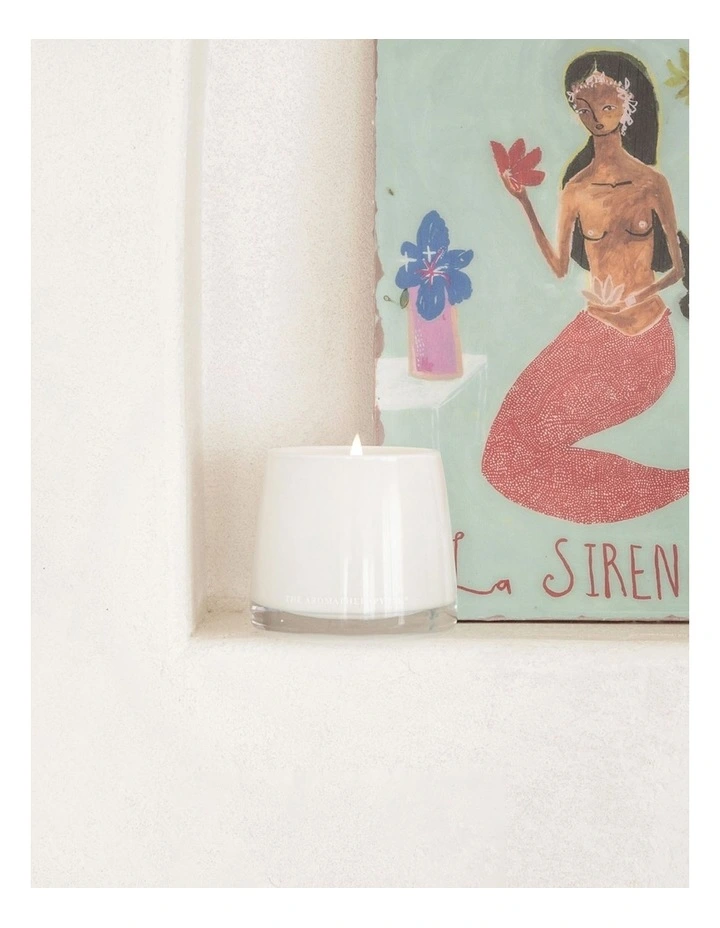 Therapy Unwind Coconut & Water Flower Candle image 2