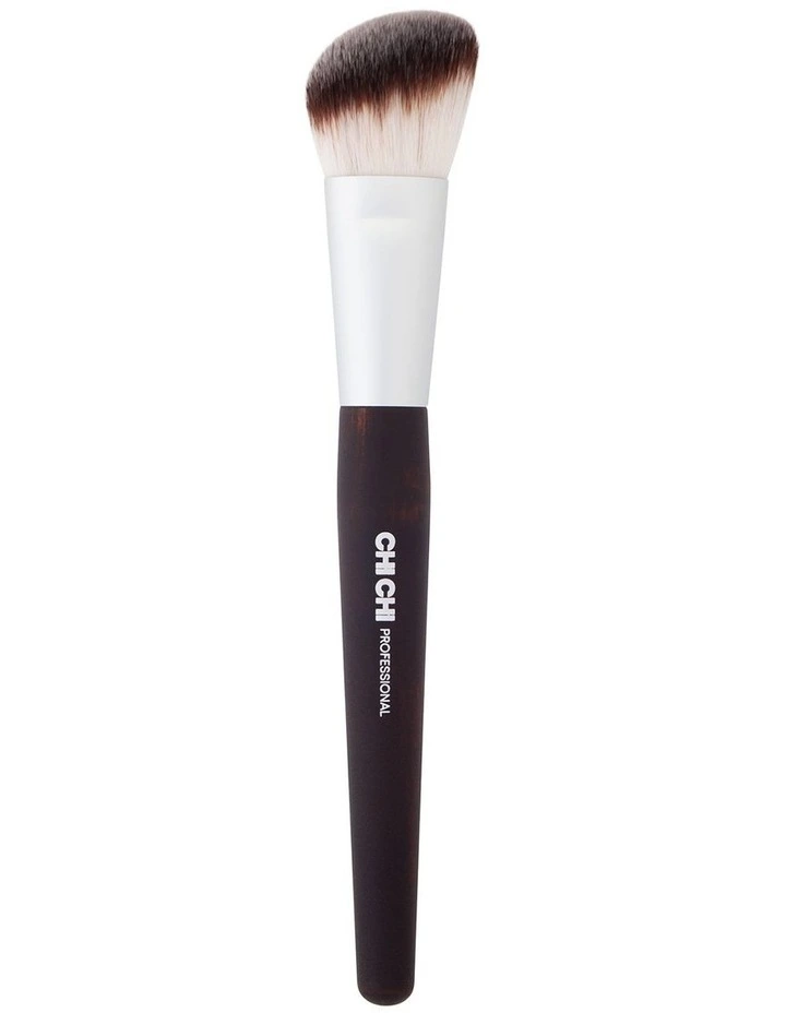 Angled Blush Brush 126 image 1