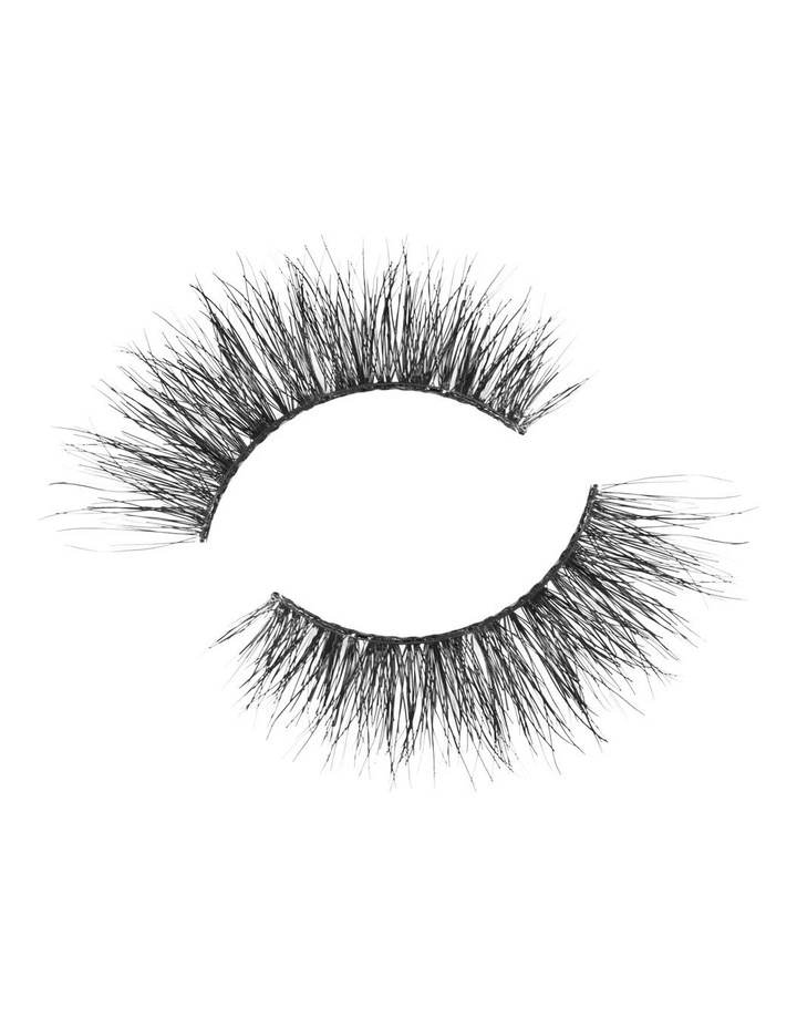 Chi Chi Look Real Faux Dramatic Double Layered Lashes image 5