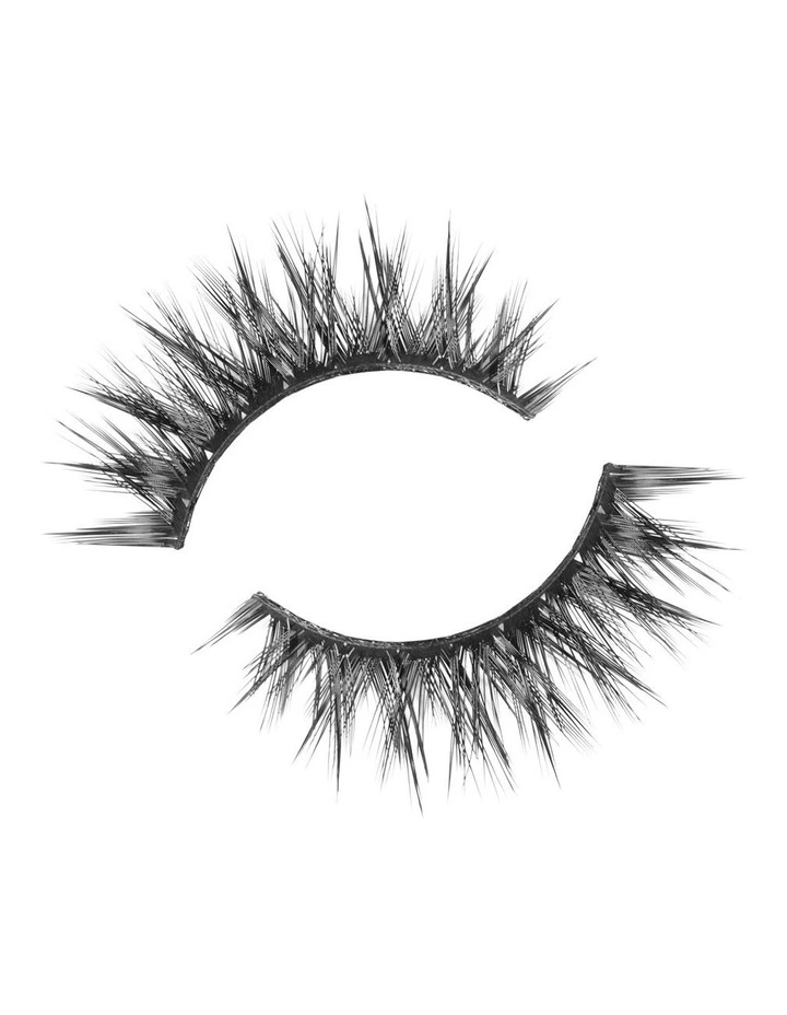 Chi Chi Look Real Faux Dramatic Criss Cross Lashes image 5