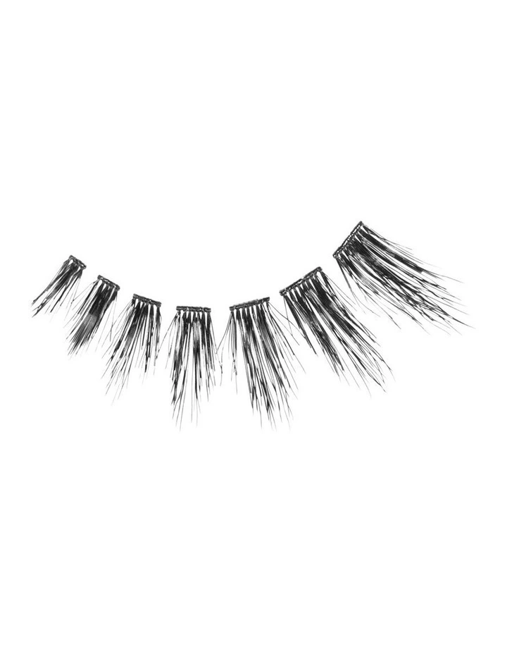 Chi Chi Look Real Faux Glamour Lashes | Claudia image 1