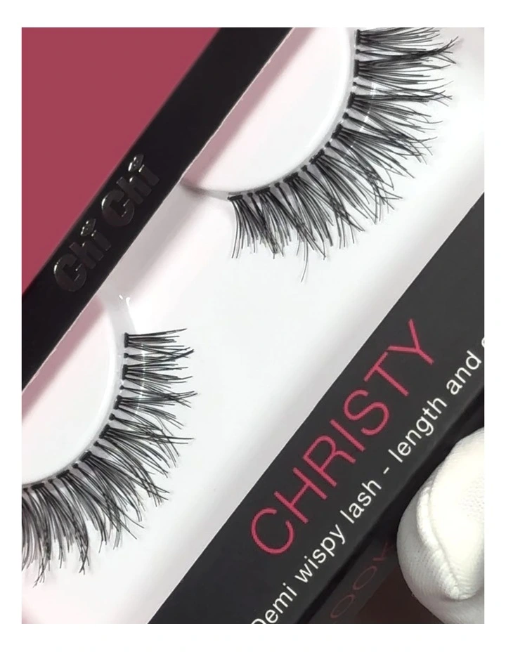 Chi Chi Look Real Faux Natural Lashes In Christy image 3