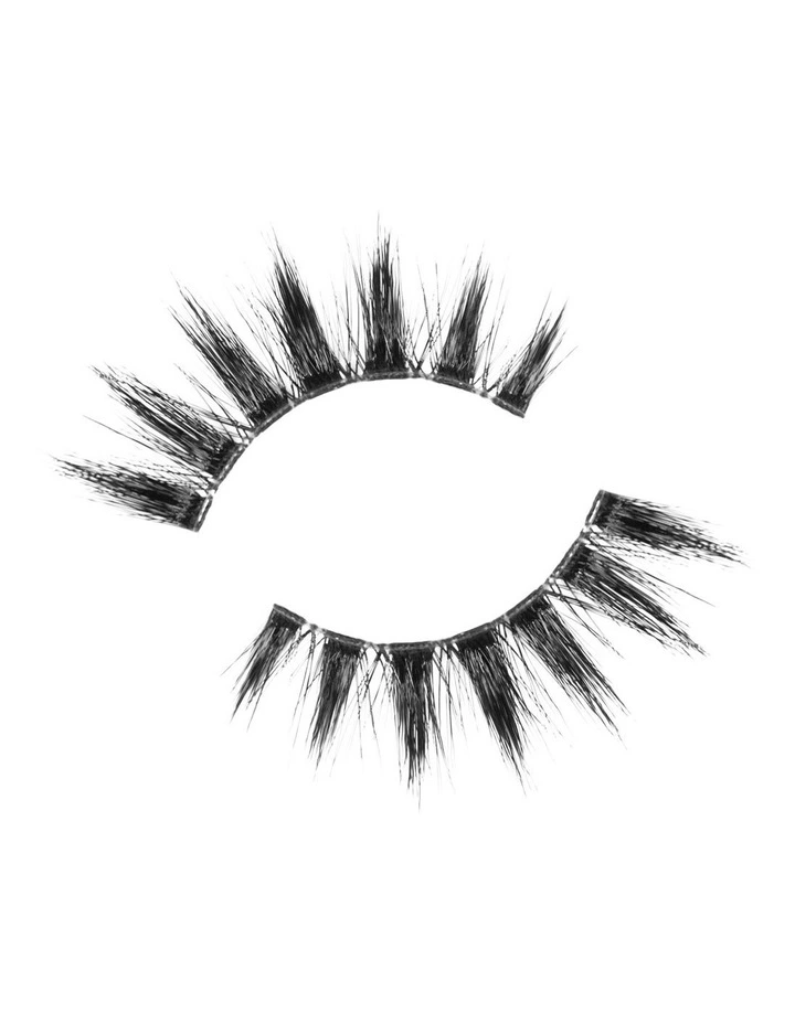 Chi Chi Look Real Faux Dramatic Lashes In Tatjana image 5