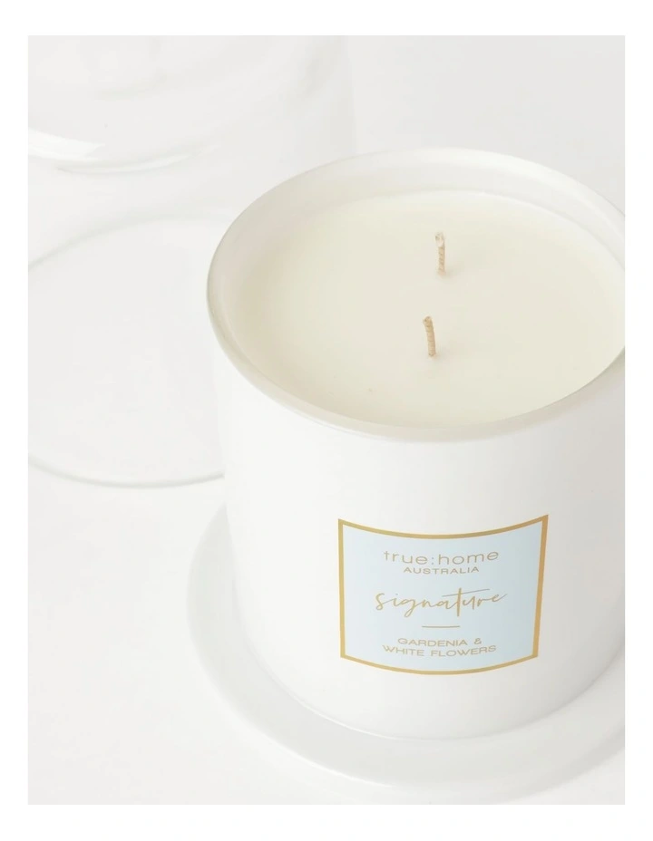 Cloche Gardenia & White Flowers Signature Large Candle 500g image 3