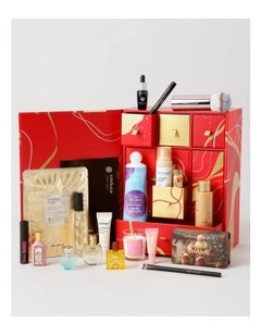 MYER Deluxe Beauty Box in Red