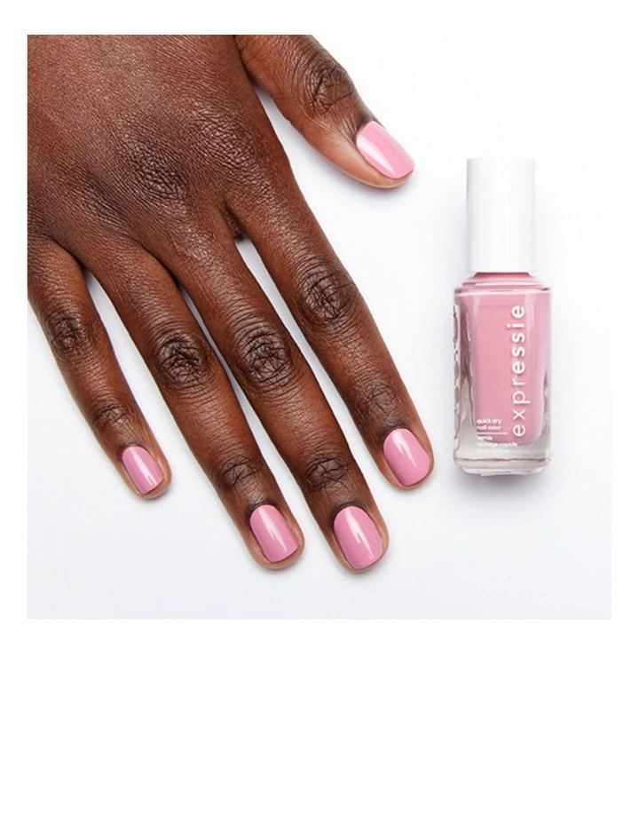 Quick-Dry Nail Polish image 5