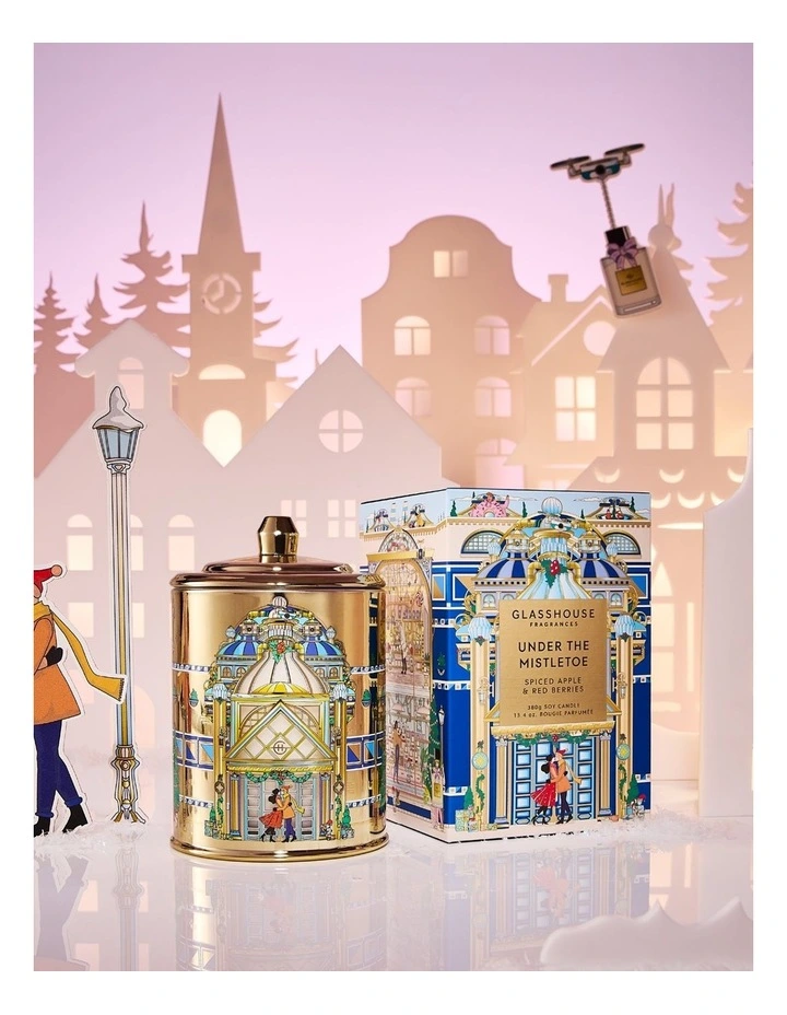 Under The Mistletoe 380g Soy Candle image 2