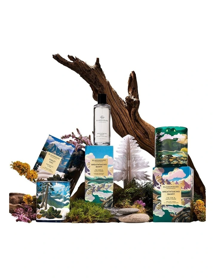 Chalet Chic Soy Candle 380g image 2
