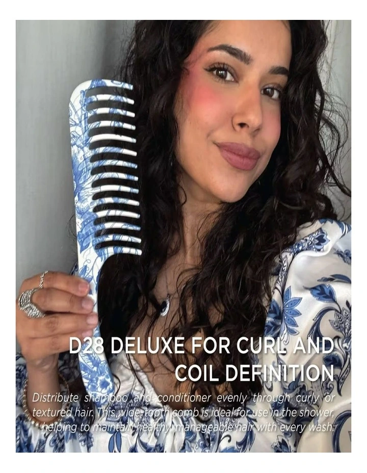 D28 Deluxe Blue Belle Wide Tooth Detangling Comb image 6