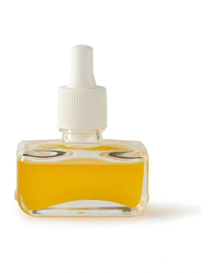 Plug-In Diffuser Refill Kit image 3