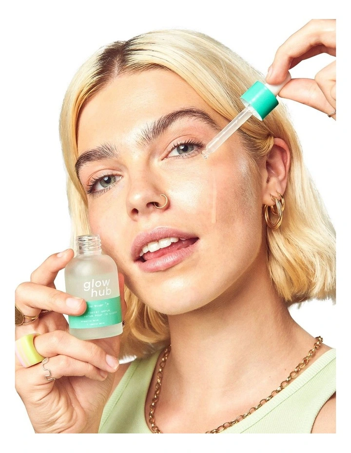 The Glow Giver Facial Serum 30ml image 2
