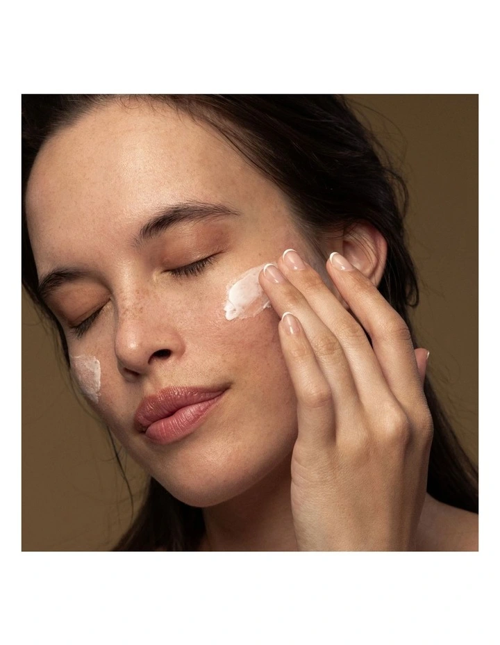 Harmony Hyaluronic Manuka Honey Night Cream 60Ml image 4