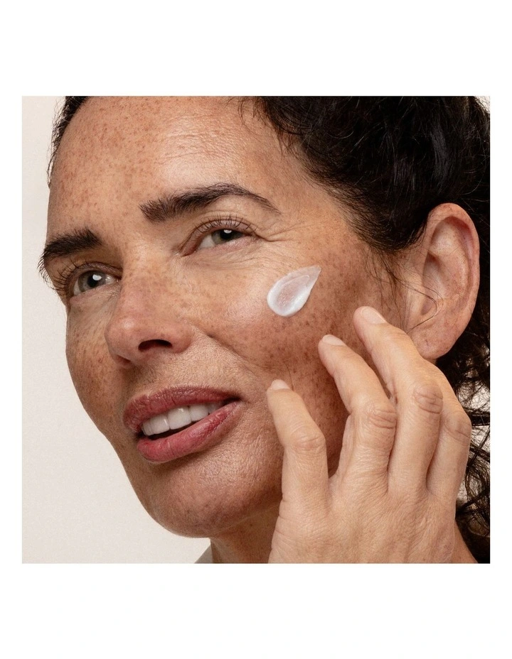 Jasmine Flower Menopause Facial Cream 60Ml image 4