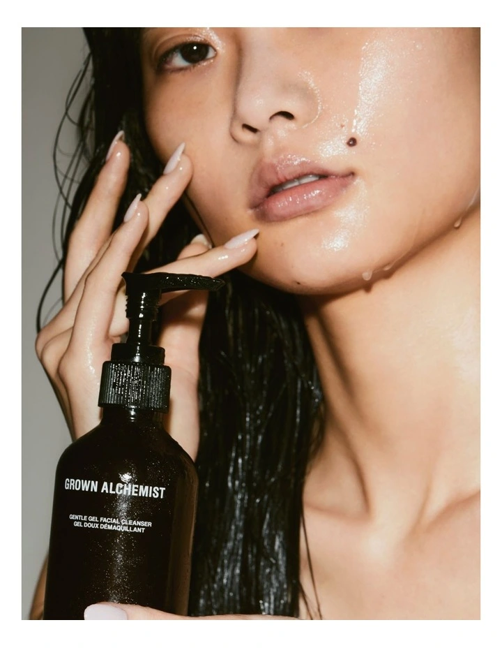 Gentle Gel Facial Cleanser 200ml image 4