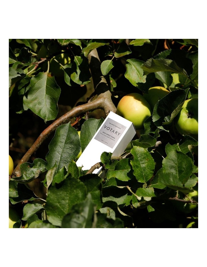Malic Acid and Prebiotic Daily Apple Toner 100ml image 4