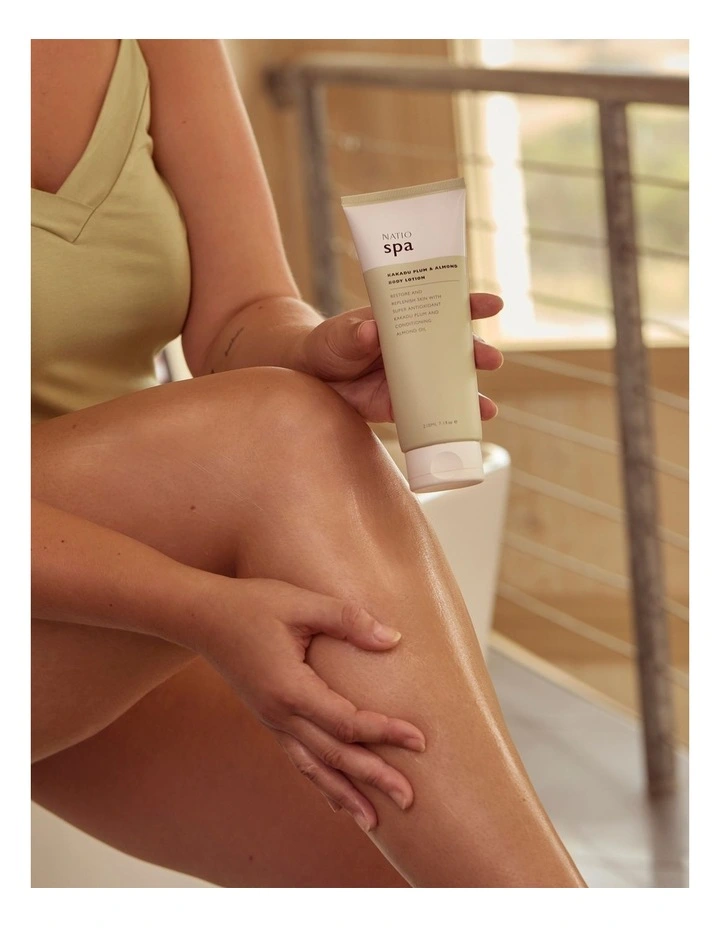 Spa Kakadu Plum And Almond Body Lotion 210ml image 3