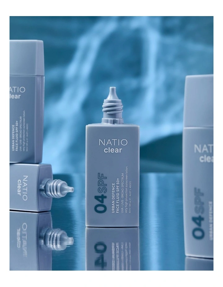 Clear Urban Defence Face Fluid SPF 50 50ml image 4
