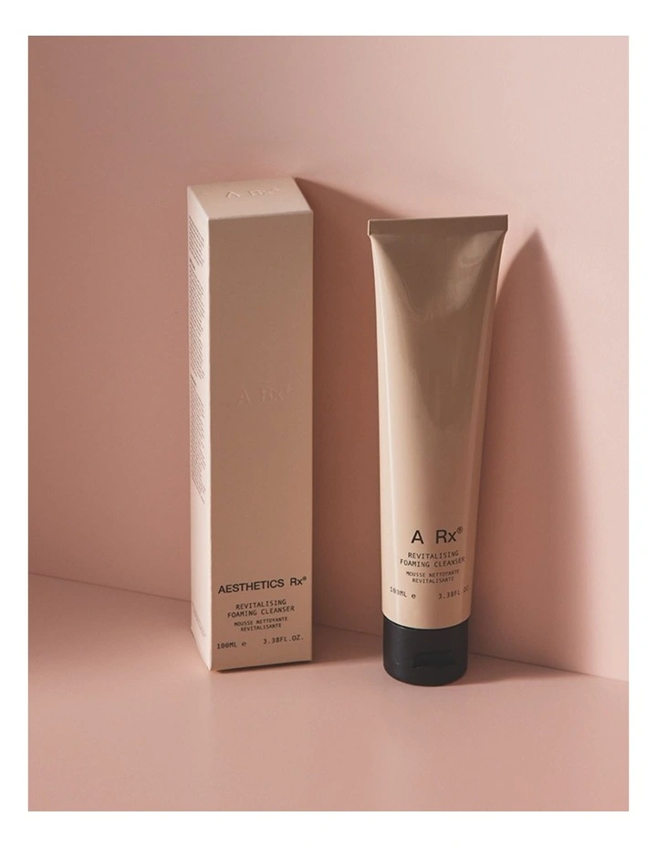 Revitalising Foaming Cleanser 100ml image 2