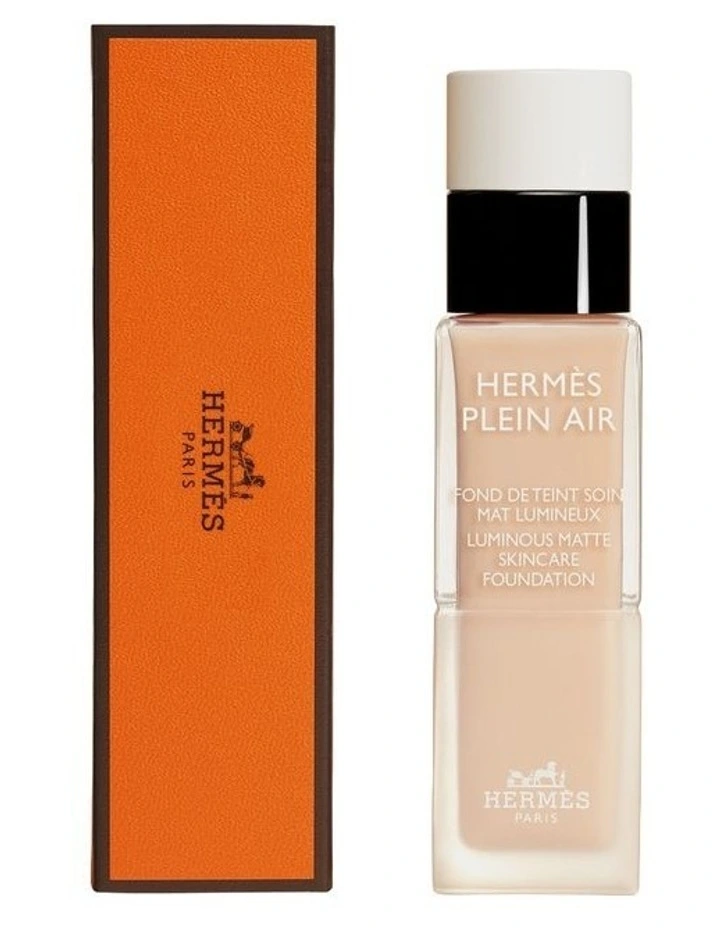 Plein Air, Luminous Matte Skincare Foundation image 2