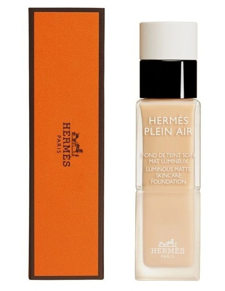 Plein Air, Luminous Matte Skincare Foundation image 2