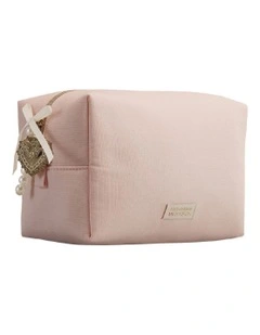 image of the gift with product purchase
