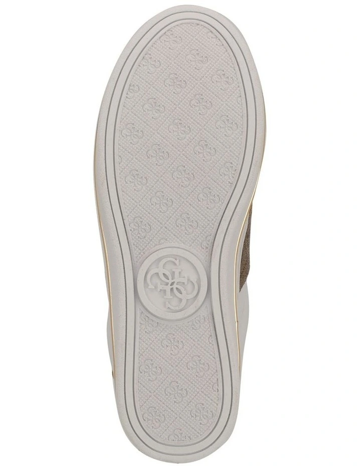 Stew Latte Logo Sneaker in White image 6