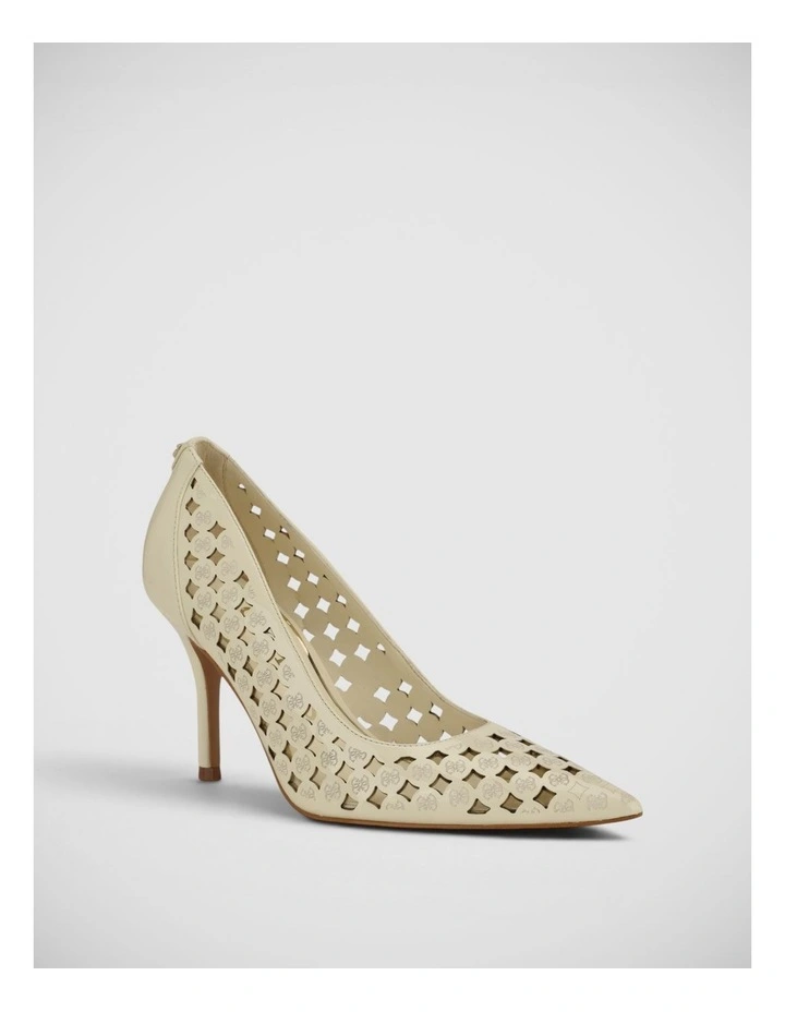 Prindyls Pumps in Cream image 2