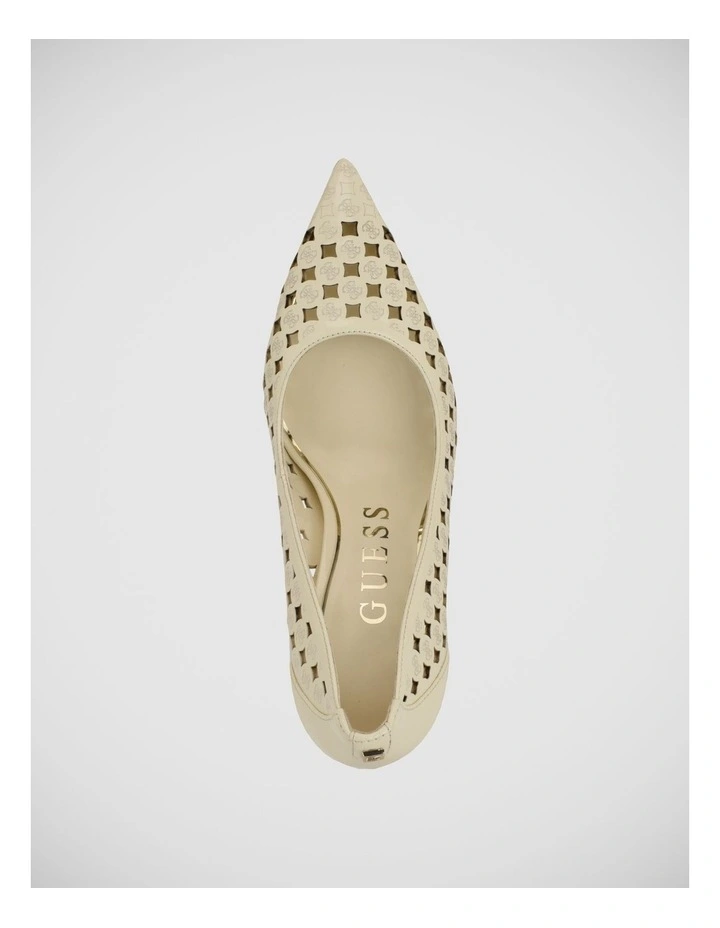 Prindyls Pumps in Cream image 3