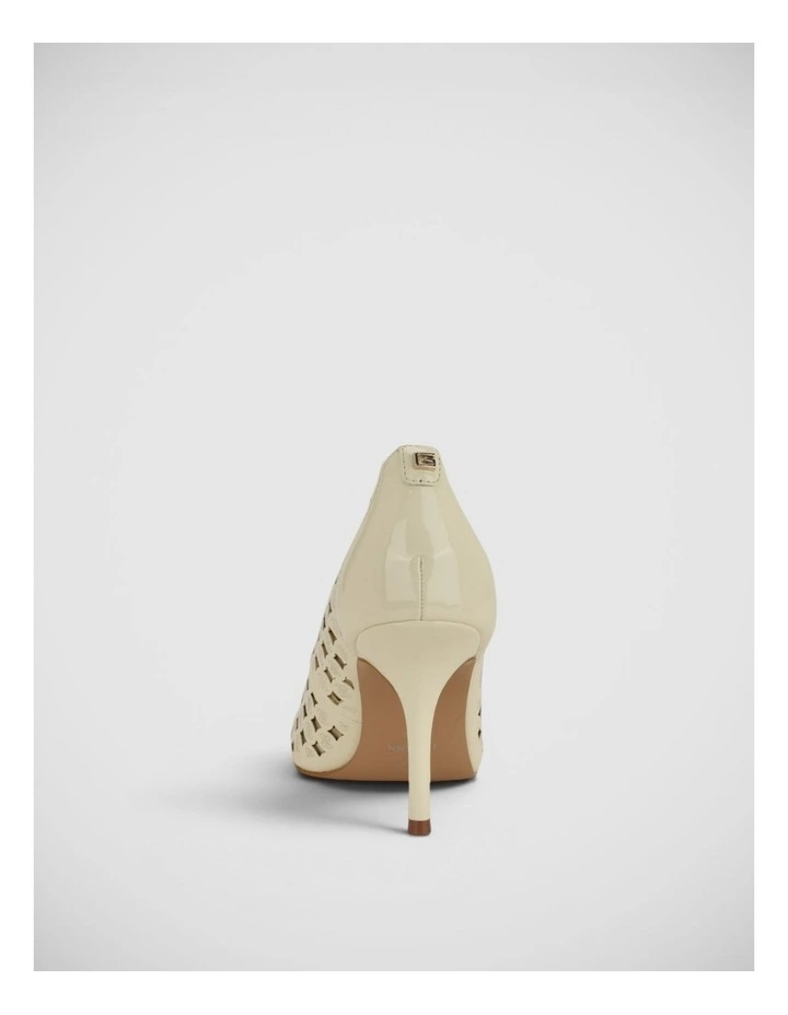 Prindyls Pumps in Cream image 5