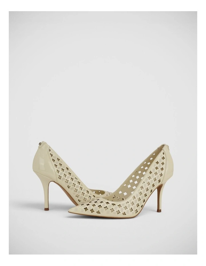 Prindyls Pumps in Cream image 6