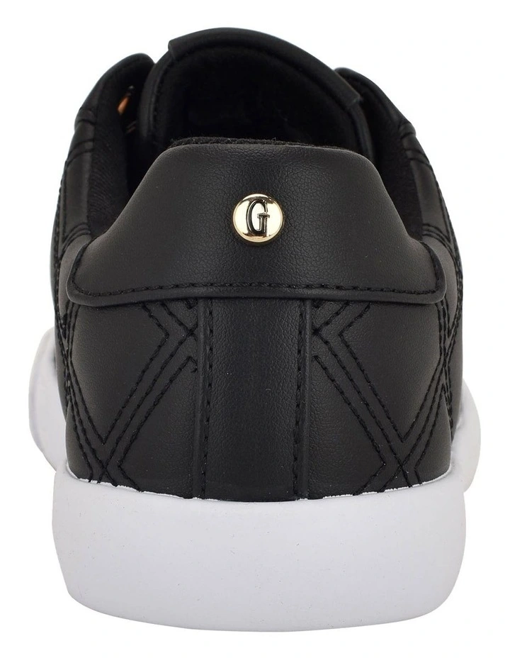 Garda Triangle Logo Sneaker in Black image 4