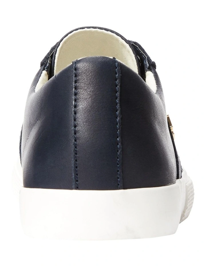 Janson II Leather Sneaker in Navy image 2