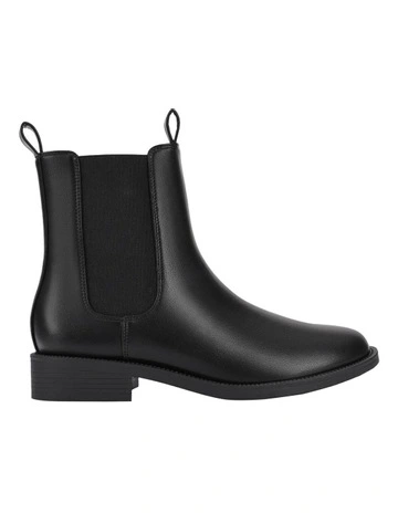 Grayson Chelsea Ankle Boots in Black