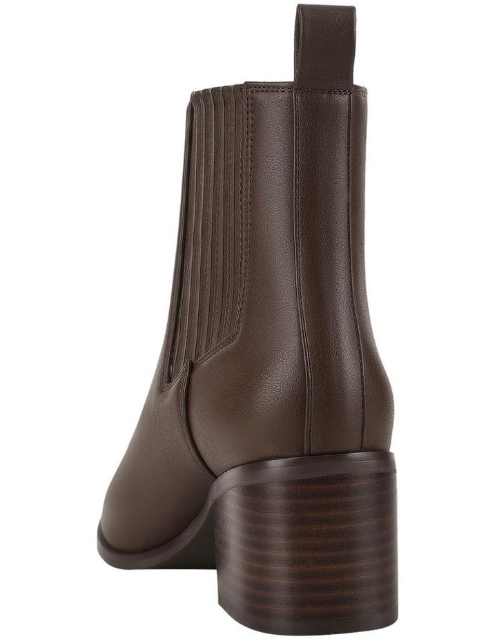 Fillipin Chelsea Ankle Boots in Chocolate Brown image 4