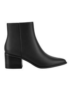 Fiona Ankle Boots in Black