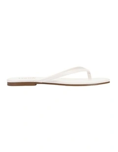 Tori Thongs in Chalk White