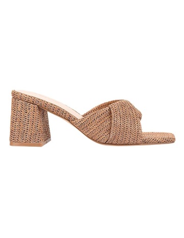 Tan Raffia colour