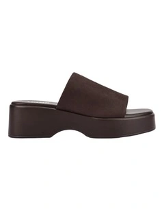 Cherry Flatform Slides in Chocolate Brown