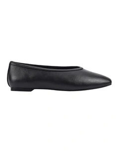 Euphoria Ballet Flats in Black