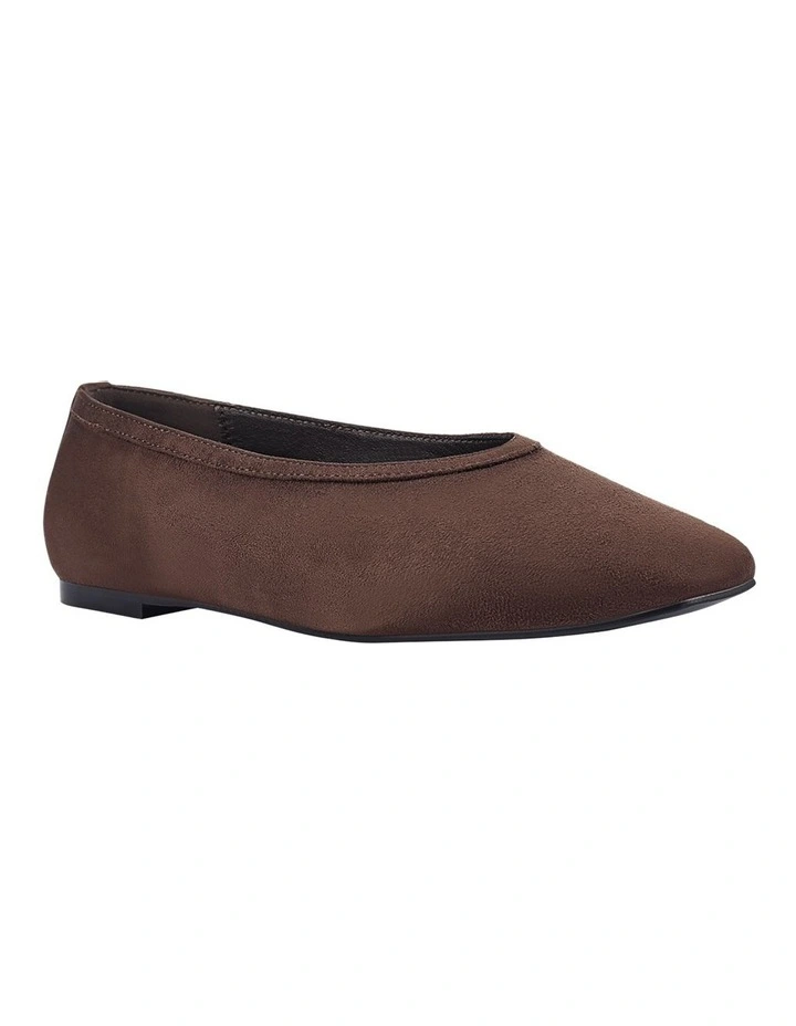 Euphoria Ballet Flats in Chocolate Micro image 2