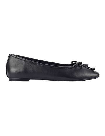 Black Smooth colour