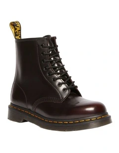 Boots 1460 in Cherry Red Arcadia
