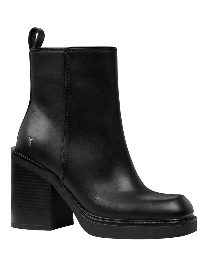 Daring Boots in Black image 2