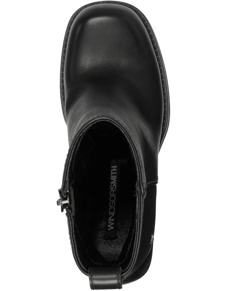 Daring Boots in Black image 3